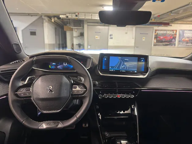 PEUGEOT 2008 1.2 PureTech 130 GT