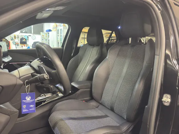 PEUGEOT 2008 1.2 PureTech 130 GT