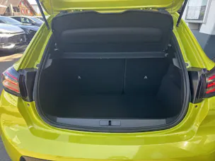 PEUGEOT 208 1.2 Hybrid 145 GT Exclusive