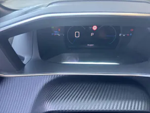 PEUGEOT 208 1.2 Hybrid 145 GT Exclusive