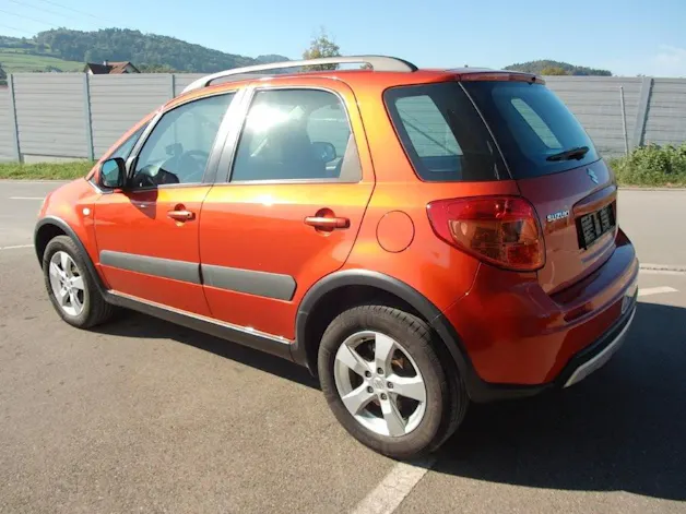 Suzuki SX4 1.6 16V GL Streetline
