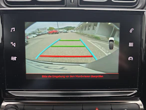 https://vehicle.imgix.net/4439023/bceba284-b7b0-46cf-9da9-468c90e05c77.jpg