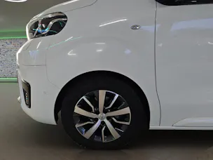 Toyota PROACE Verso L1 2.0 D VIP