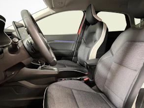 https://vehicle.imgix.net/4439135/cceac6de-3220-4245-b147-de3d3e2e30eb.jpg
