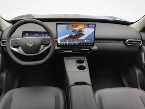 https://vehicle.imgix.net/4439155/d37a5e58-5330-4c00-81e9-366fa750bb71.jpg
