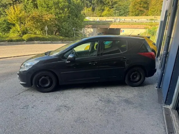 PEUGEOT 207 SW 1.6 16V Sport