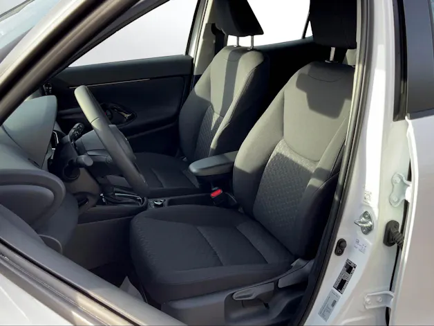 Toyota Yaris Cross 1.5 VVT-i HSD Comfort AWD-i