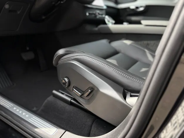 VOLVO XC90 2.0 T8 TE Black Edition eAWD