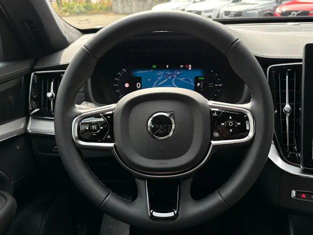 VOLVO XC90 2.0 T8 TE Black Edition eAWD