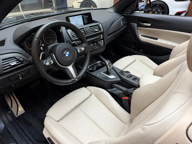 BMW M235i xDrive SAG Cabrio