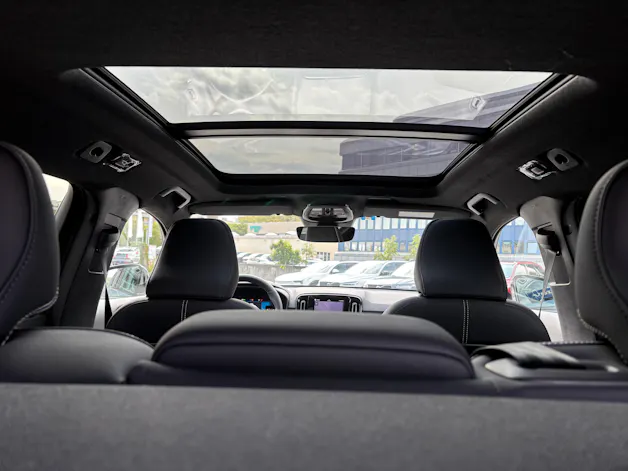 VOLVO XC40 2.0 B5 MH Ultimate Dark AWD