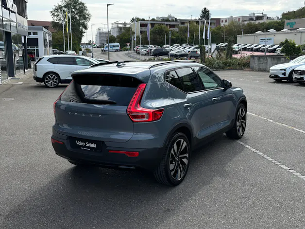 VOLVO XC40 2.0 B5 MH Ultimate Dark AWD
