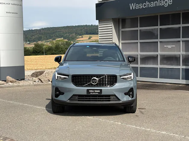 VOLVO XC40 2.0 B5 MH Ultimate Dark AWD