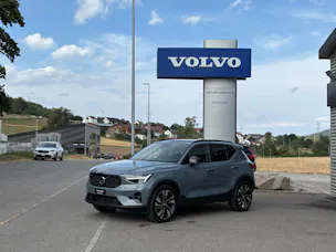 VOLVO XC40 2.0 B5 MH Ultimate Dark AWD