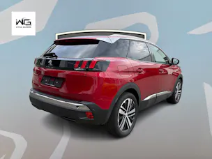 PEUGEOT 3008 1.2 PureTech Allure