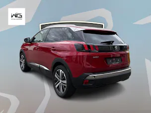 PEUGEOT 3008 1.2 PureTech Allure