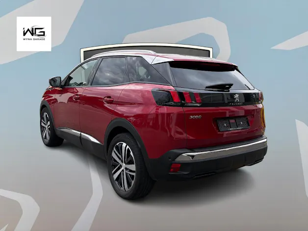 PEUGEOT 3008 1.2 PureTech Allure