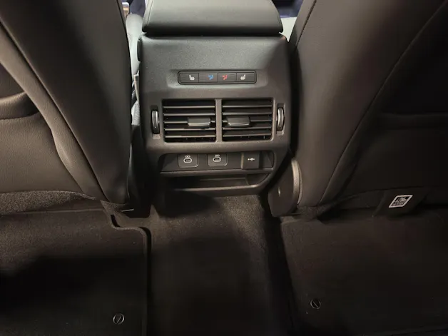 Land Rover Discovery Sport 1.5 T 270e Landmark