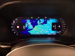 VOLVO XC60 2.0 B5 MH Plus Dark AWD