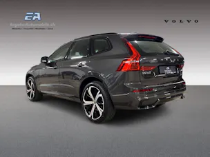VOLVO XC60 2.0 B5 MH Plus Dark AWD