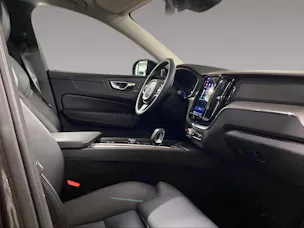 VOLVO XC60 2.0 B5 MH Plus Dark AWD