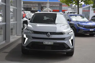 RENAULT Captur 1.8 E-Tech techno