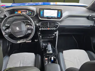 PEUGEOT 2008 e-GT