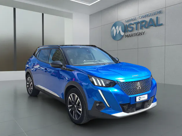 PEUGEOT 2008 e-GT