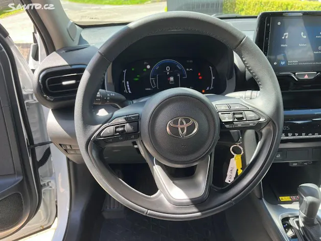 Toyota Yaris Cross 1.5 VVT-i HSD Comfort AWD-i