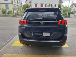 PEUGEOT 5008 2.0 BlueHDi 180 GT