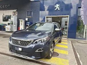 PEUGEOT 5008 2.0 BlueHDi 180 GT