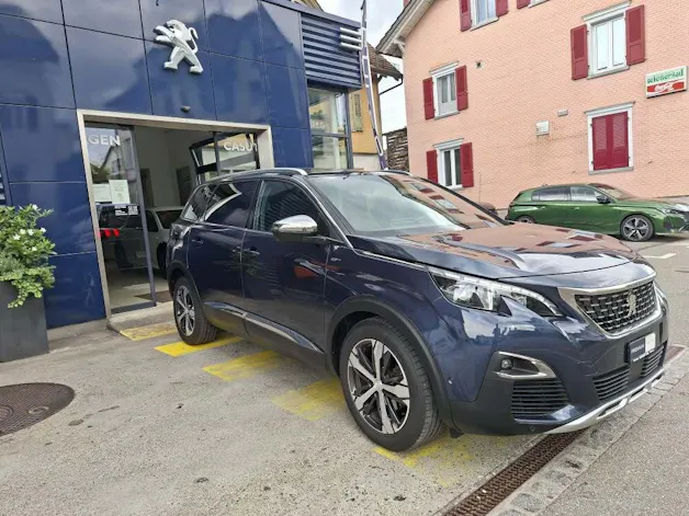 PEUGEOT 5008 2.0 BlueHDi 180 GT