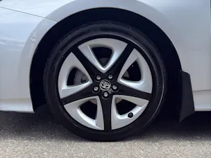 Toyota Prius 1.8 VVTi HSD Sol Premium