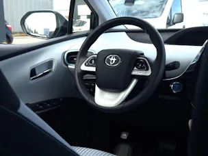 Toyota Prius 1.8 VVTi HSD Sol Premium