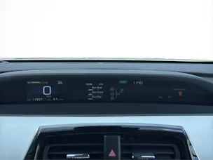 Toyota Prius 1.8 VVTi HSD Sol Premium