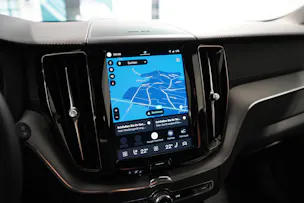 VOLVO XC60 2.0 B5 MH Ultimate Dark AWD