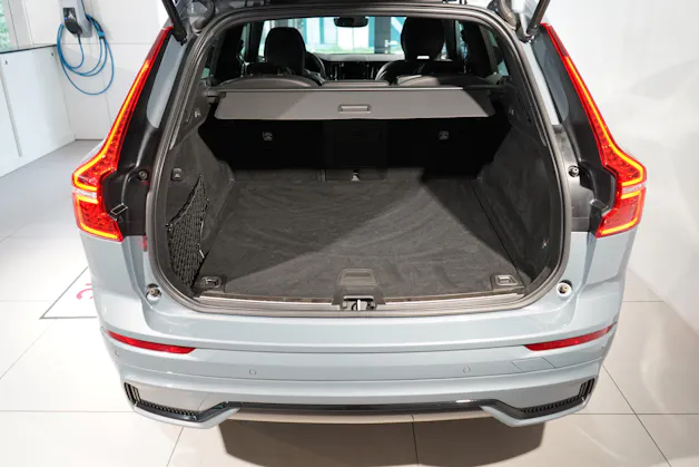 VOLVO XC60 2.0 B5 MH Ultimate Dark AWD