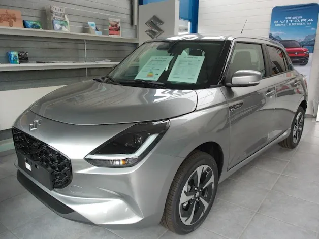 Suzuki Swift 1.2 Sakura Top Hybrid 4x4