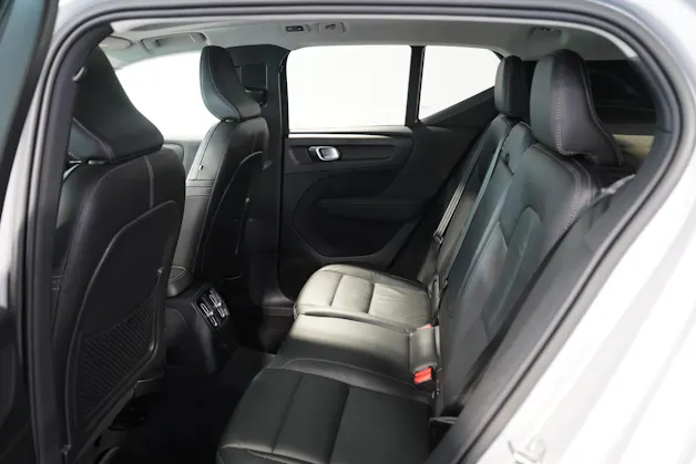 VOLVO XC40 1.5 T5 PiH Ultimate Dark