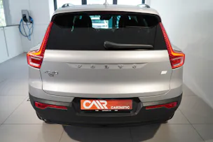 VOLVO XC40 1.5 T5 PiH Ultimate Dark