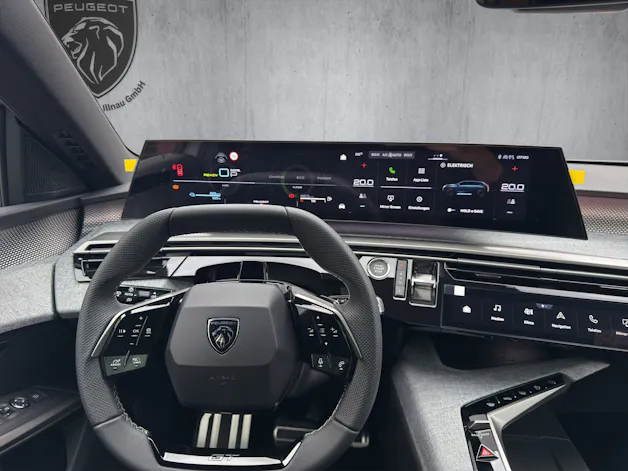 PEUGEOT 5008 1.6 PHEV 225 GT Exclusive