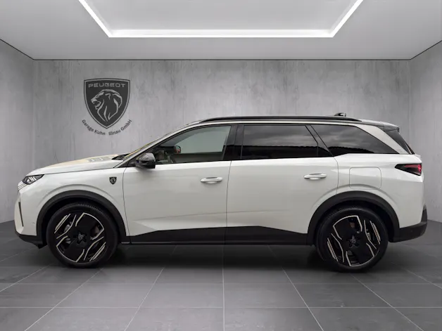 PEUGEOT 5008 1.6 PHEV 225 GT Exclusive
