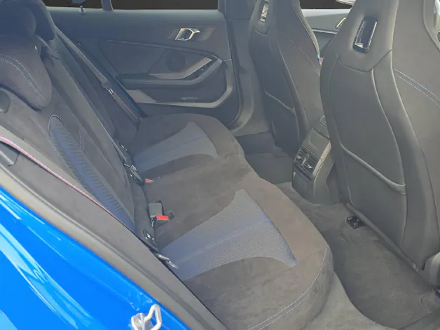 BMW M135i xDrive ** Frisch ab MFK & 12 Monate GARANTIE **