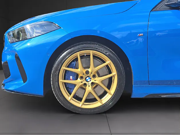 BMW M135i xDrive ** Frisch ab MFK & 12 Monate GARANTIE **