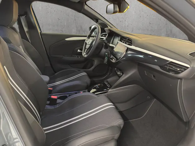OPEL Corsa VIVA 1.2T Hybrid