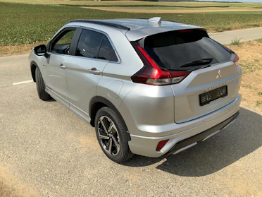 MITSUBISHI ECLIPSE CROSS 6