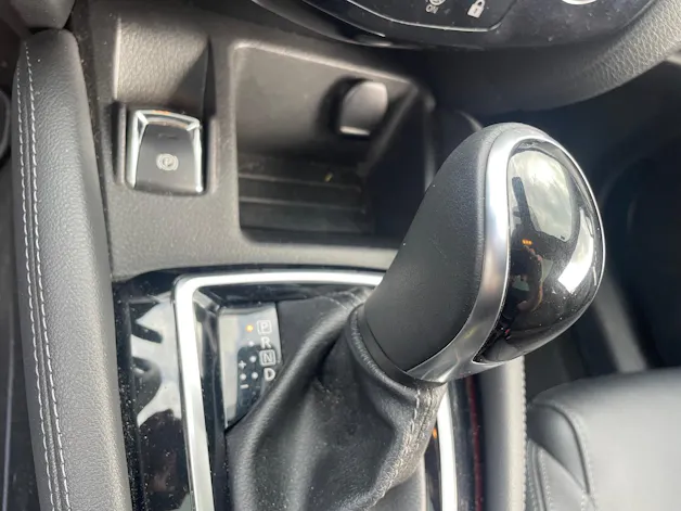 NISSAN Qashqai 1.3 DIG-T 160 Tekna