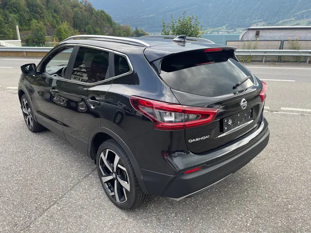 NISSAN Qashqai 1.3 DIG-T 160 Tekna