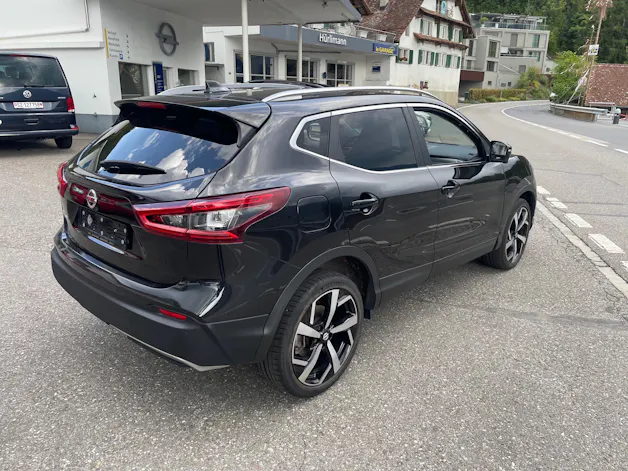 NISSAN Qashqai 1.3 DIG-T 160 Tekna