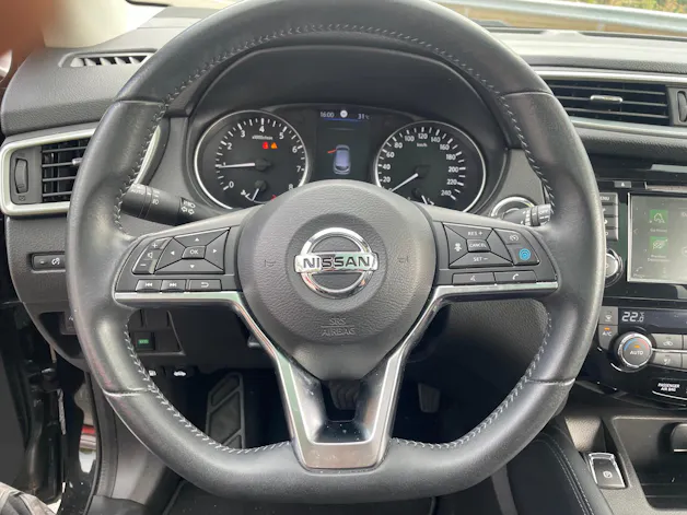 NISSAN Qashqai 1.3 DIG-T 160 Tekna